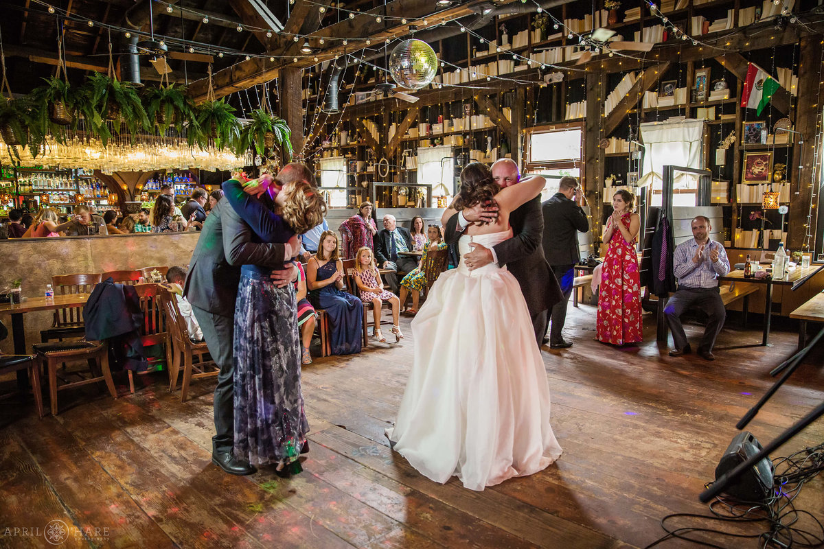 restaurant-wedding-reception-in-crested-butte-colorado-bonez-restaurant